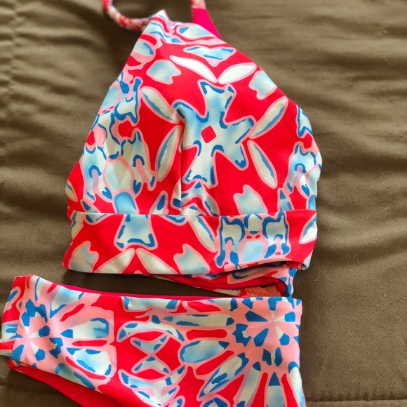 NWT vibrant pink floral bikini! - Picture 5 of 5